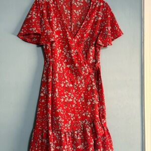 Red and White Dress Short Sleeve Unknown Brand Size M